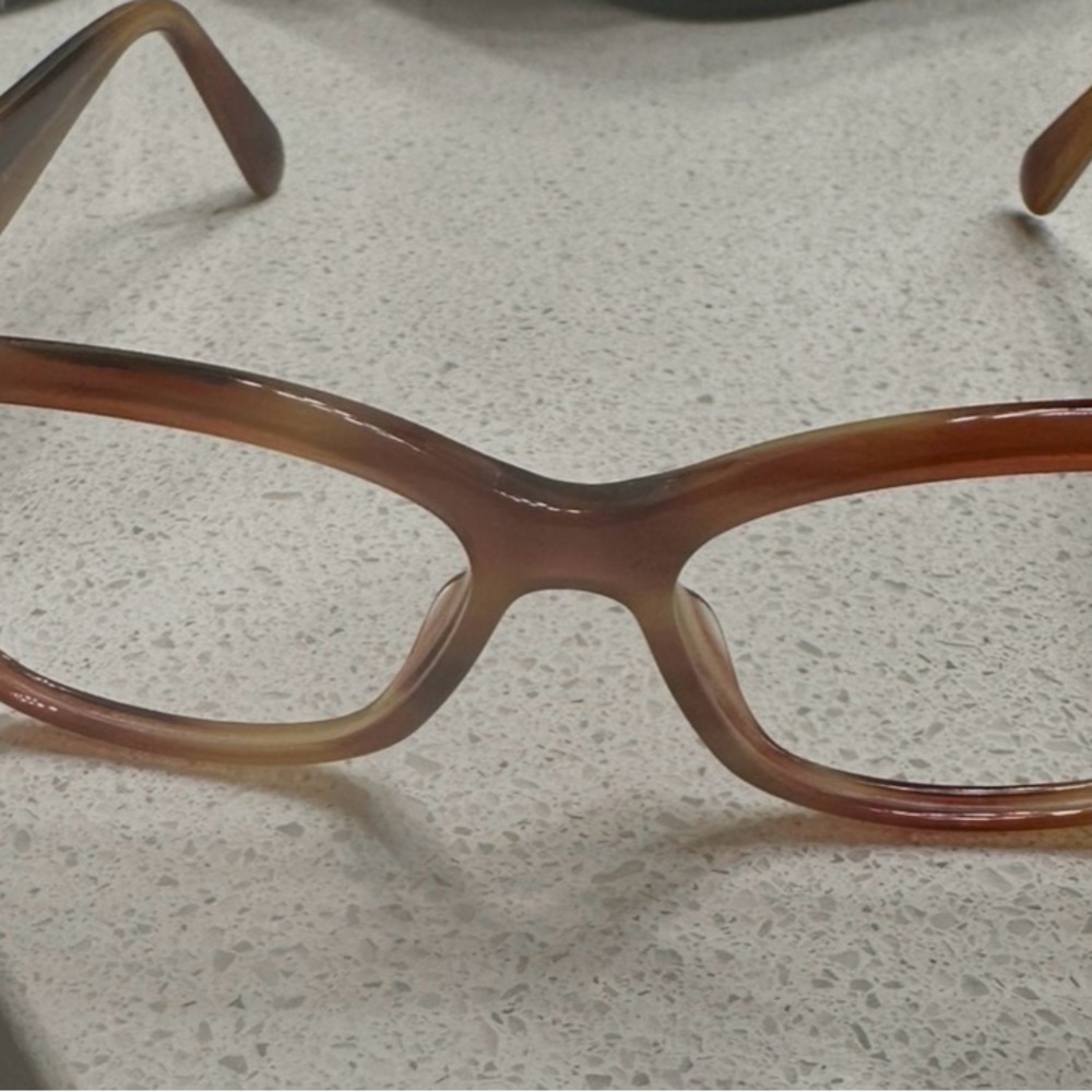 Elegant Gucci. Authentic Brown Women's Glasses Frame GG07980 53x15 140